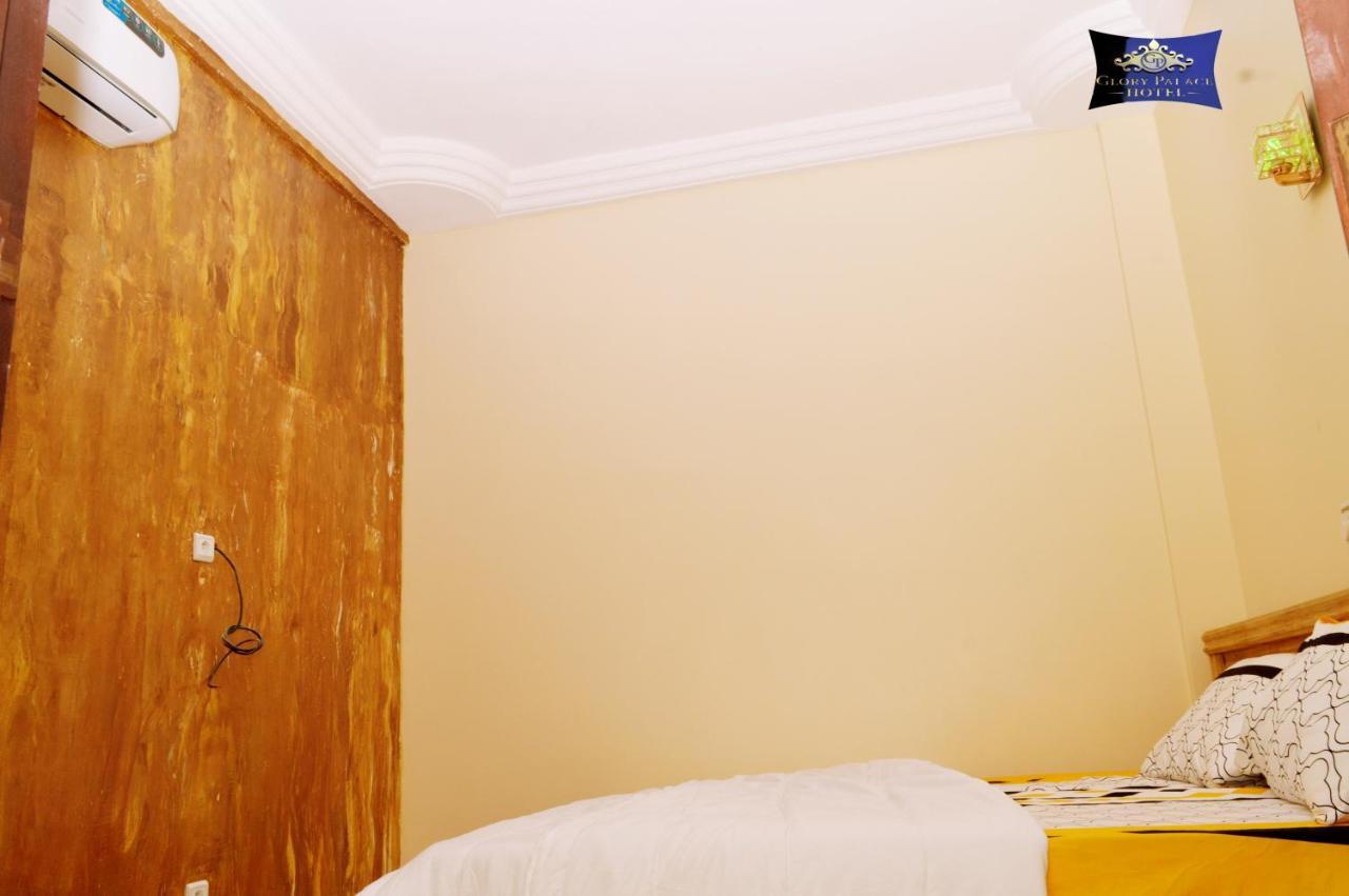 Glory Palace Hotel Cotonou Ngoại thất bức ảnh